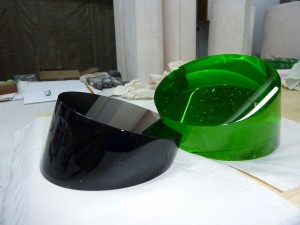 inbetween III -     black/uranium glass